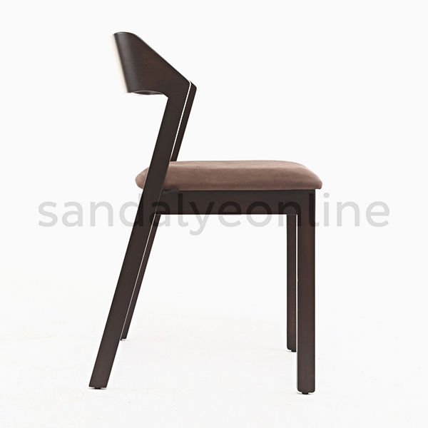 Towty Wooden Chair